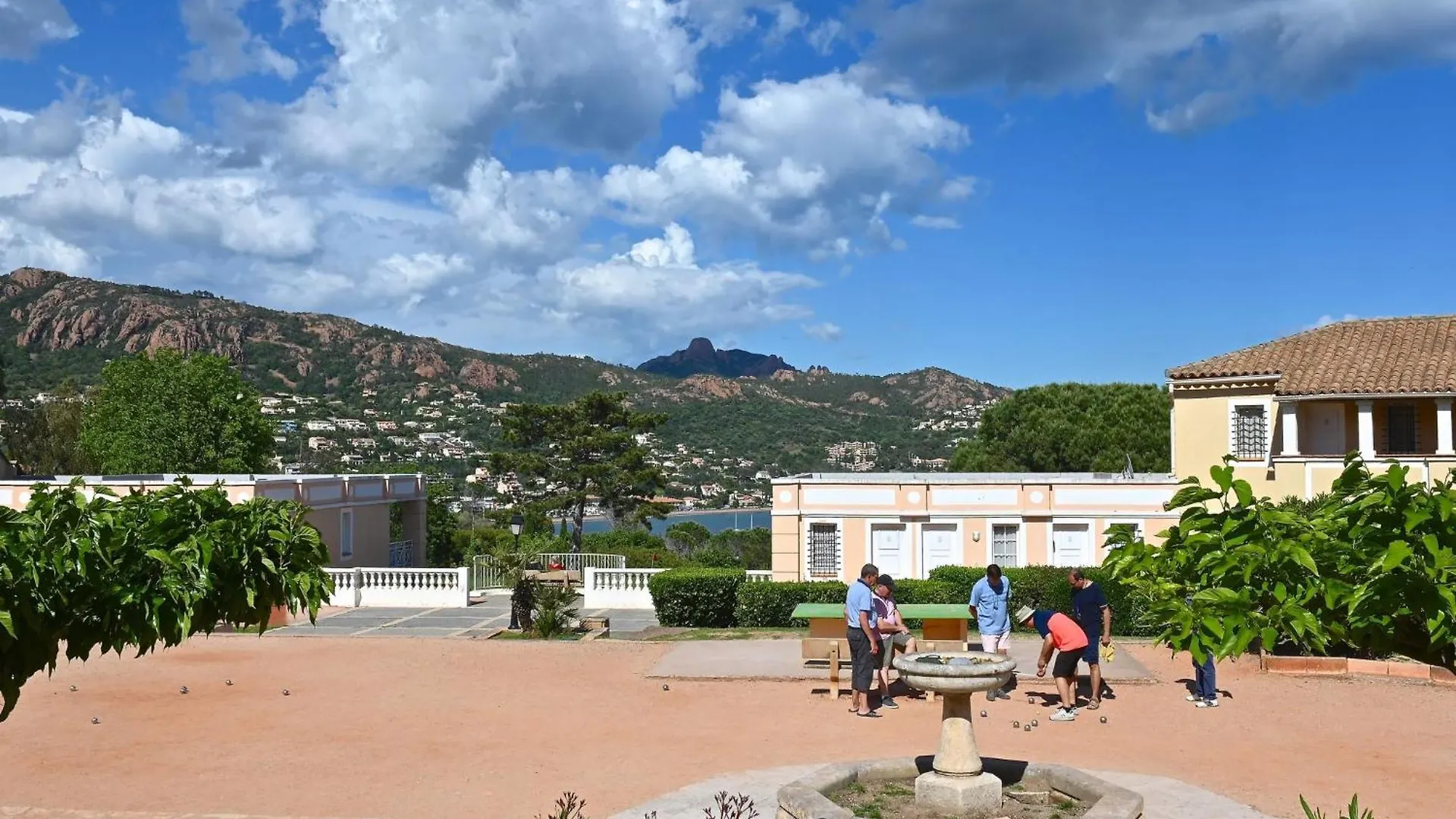 Apartment Village Cap Esterel - Le Belvedere-4 By Interhome Saint-Raphaël