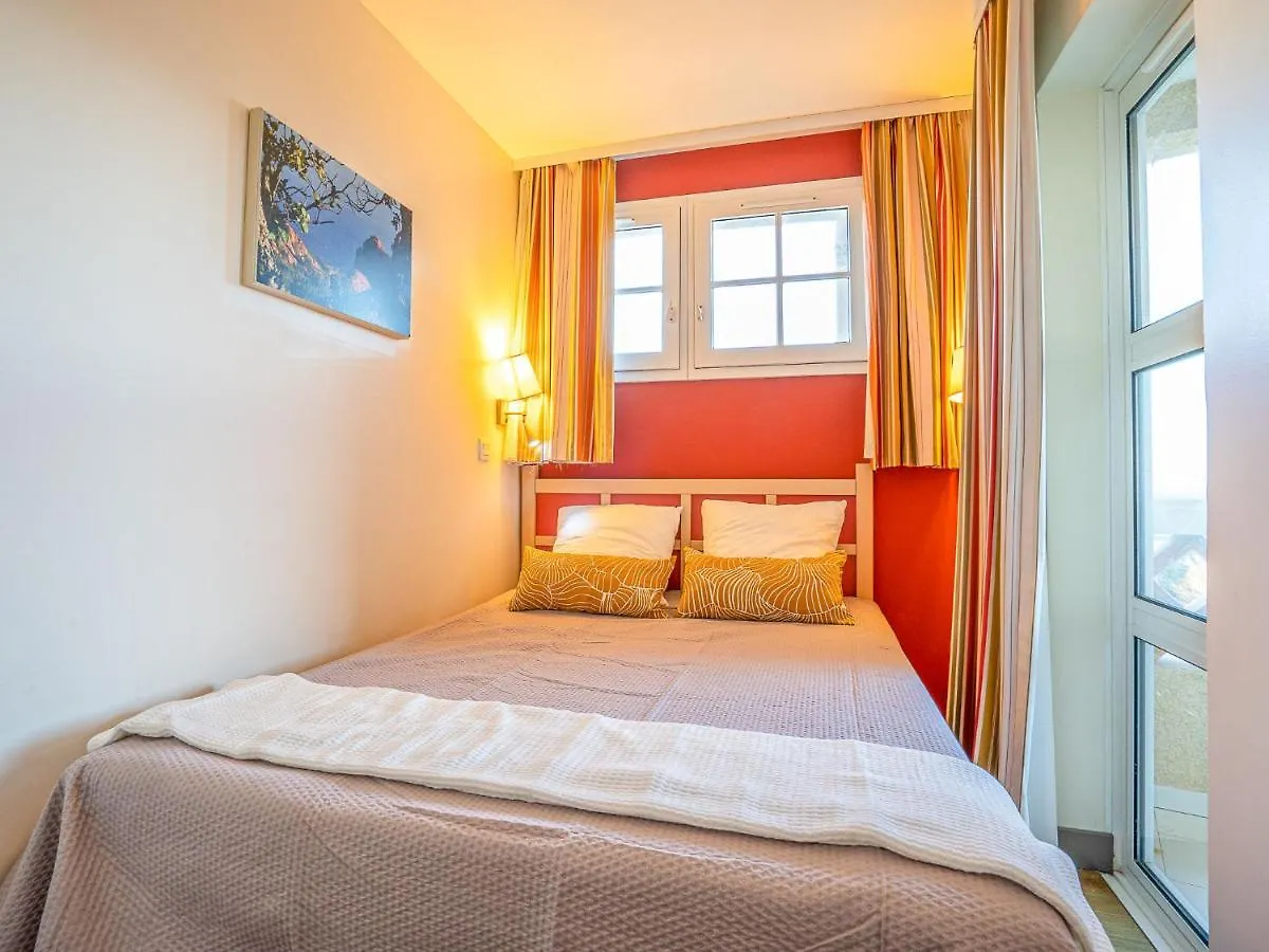 Apartment Village Cap Esterel - Le Belvedere-4 By Interhome Saint-Raphael