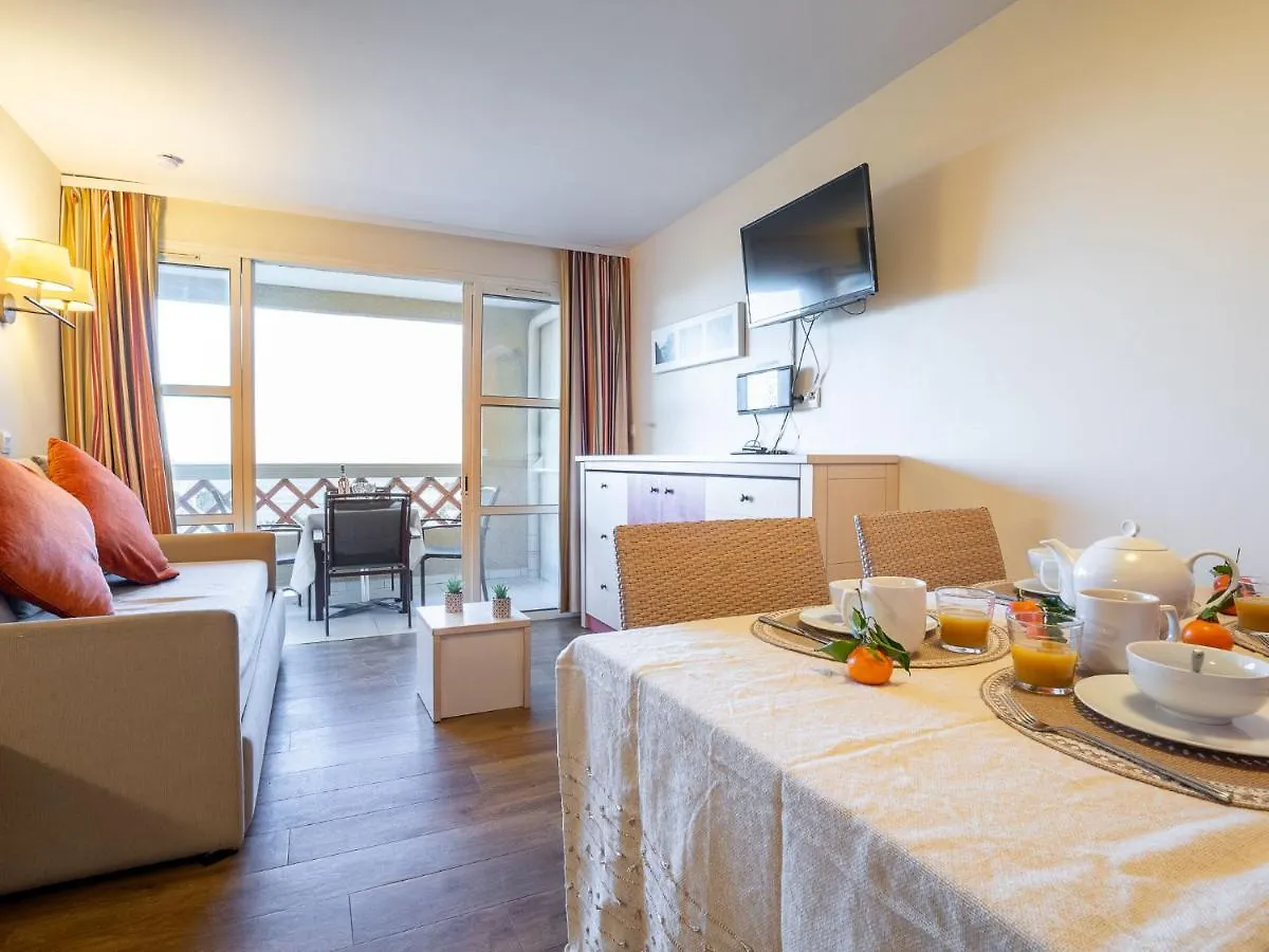 Apartment Village Cap Esterel - Le Belvedere-4 By Interhome Saint-Raphael