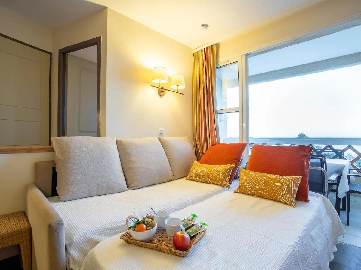 Apartment Village Cap Esterel - Le Belvedere-4 By Interhome Saint-Raphael