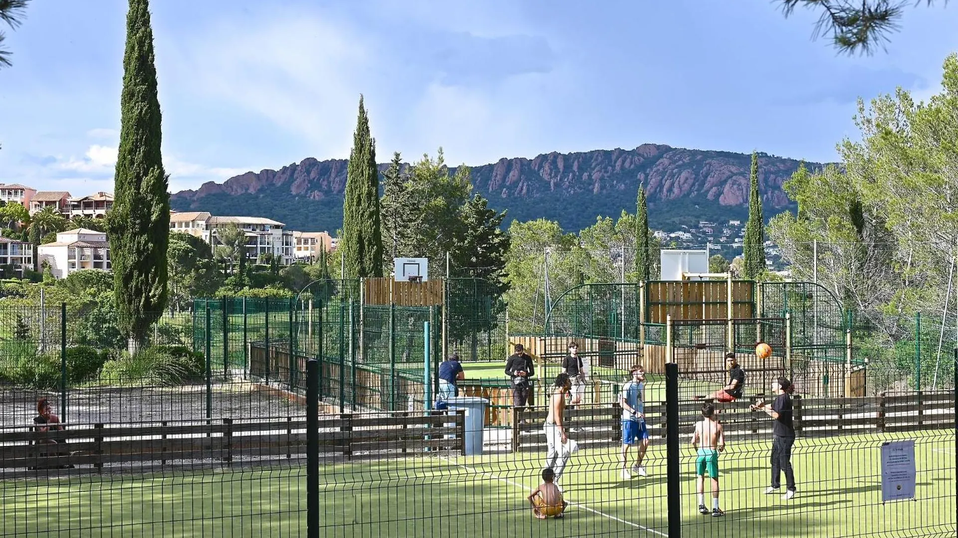 Apartment Village Cap Esterel - Le Belvedere-4 By Interhome Saint-Raphael